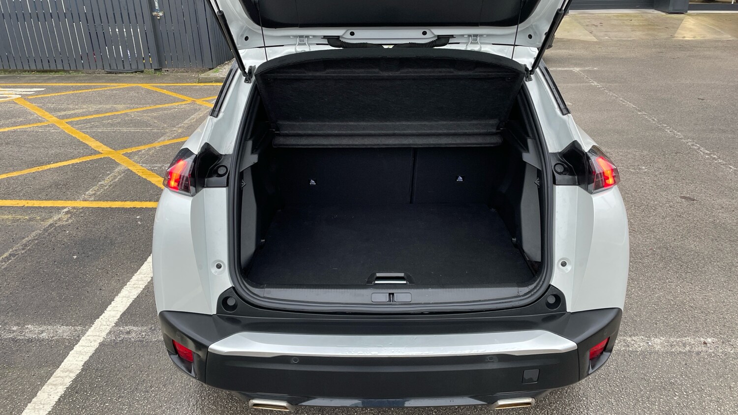 Used Peugeot 2008 2023 for sale - 76574361: Photo 19