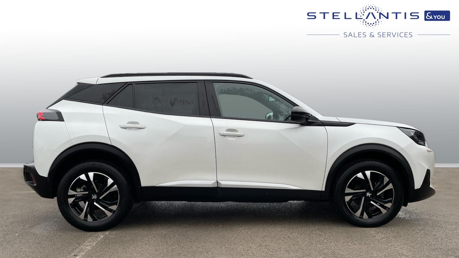 Used Peugeot 2008 2023 for sale - 76574361: Photo 2