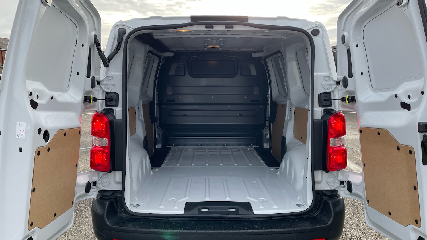 Used Peugeot Expert 2024 for sale - 76803233: Photo 19