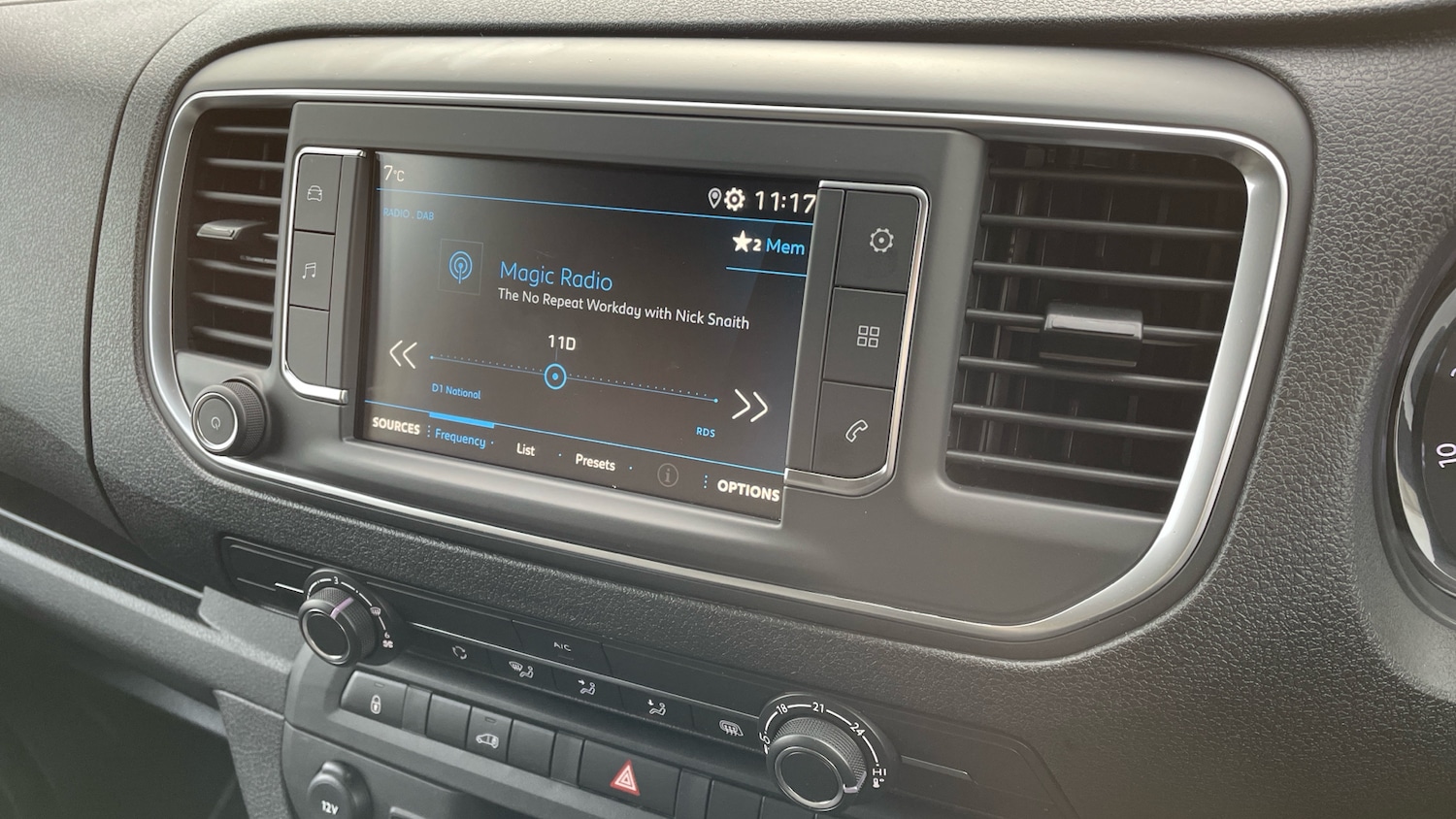 Used Peugeot Expert 2024 for sale - 76803233: Photo 30