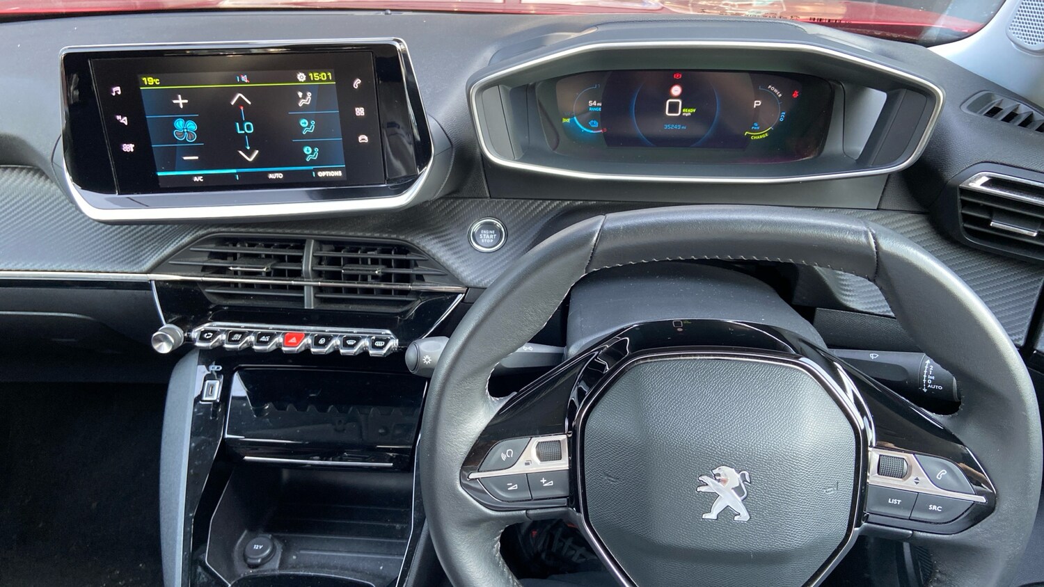 Used Peugeot 2008 2022 for sale - 77941350: Photo 4