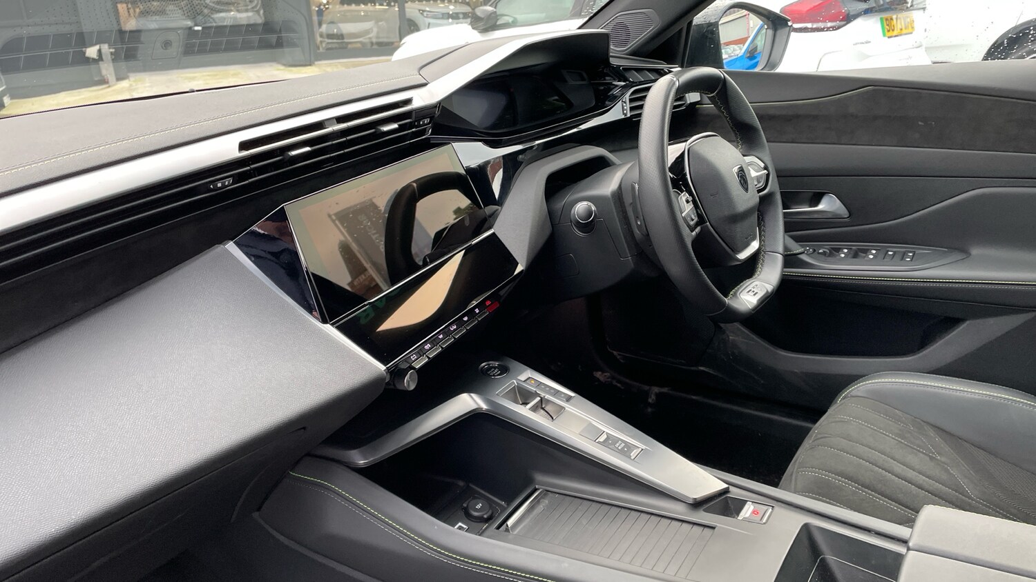 Used Peugeot 408 2024 for sale - 77018074: Photo 12