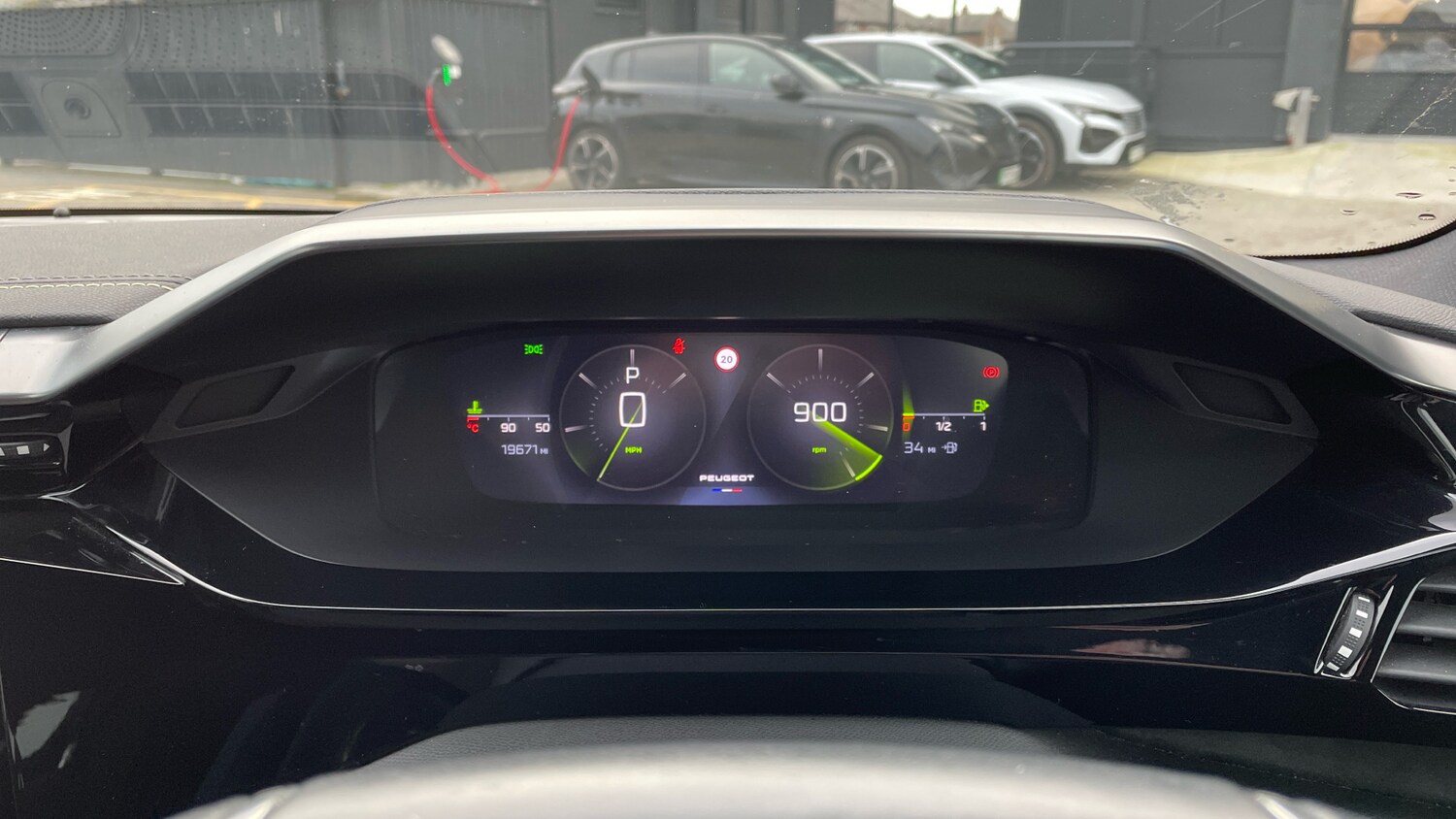 Used Peugeot 408 2024 for sale - 77018074: Photo 13