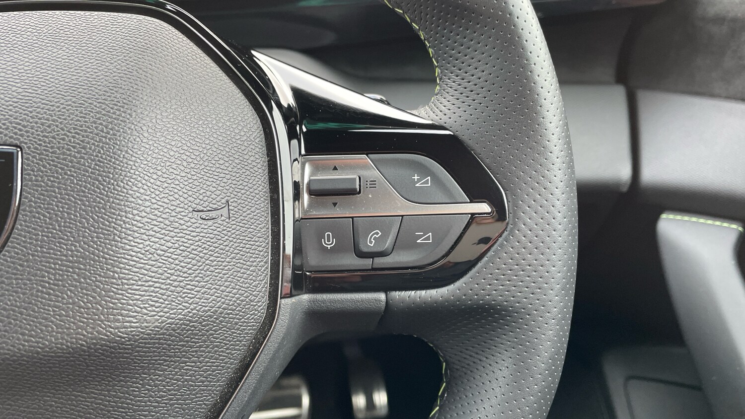 Used Peugeot 408 2024 for sale - 77018074: Photo 24