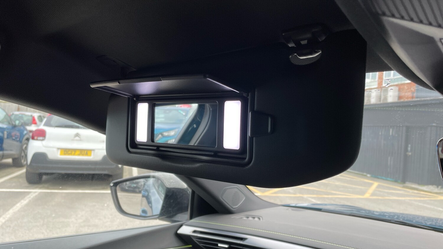 Used Peugeot 408 2024 for sale - 77018074: Photo 36