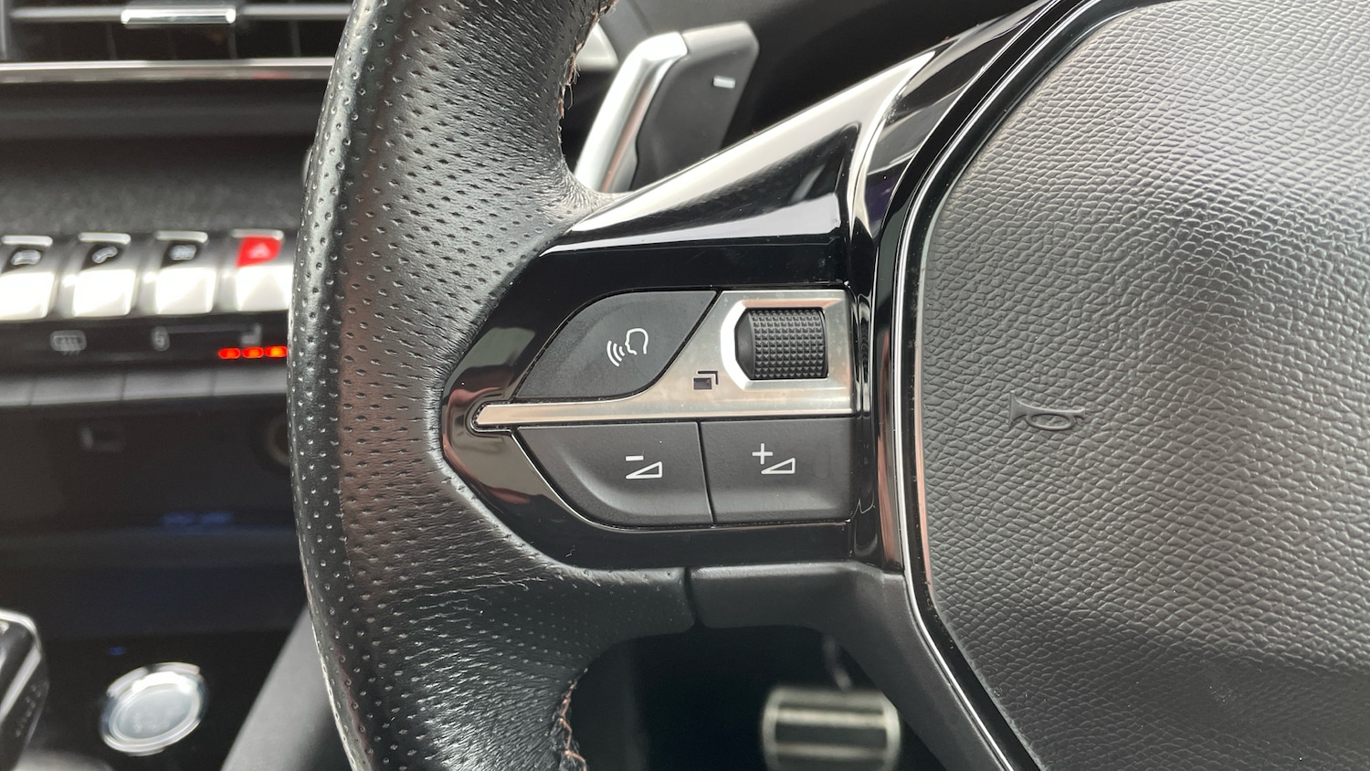 Used Peugeot 3008 2019 for sale - 77306831: Photo 24