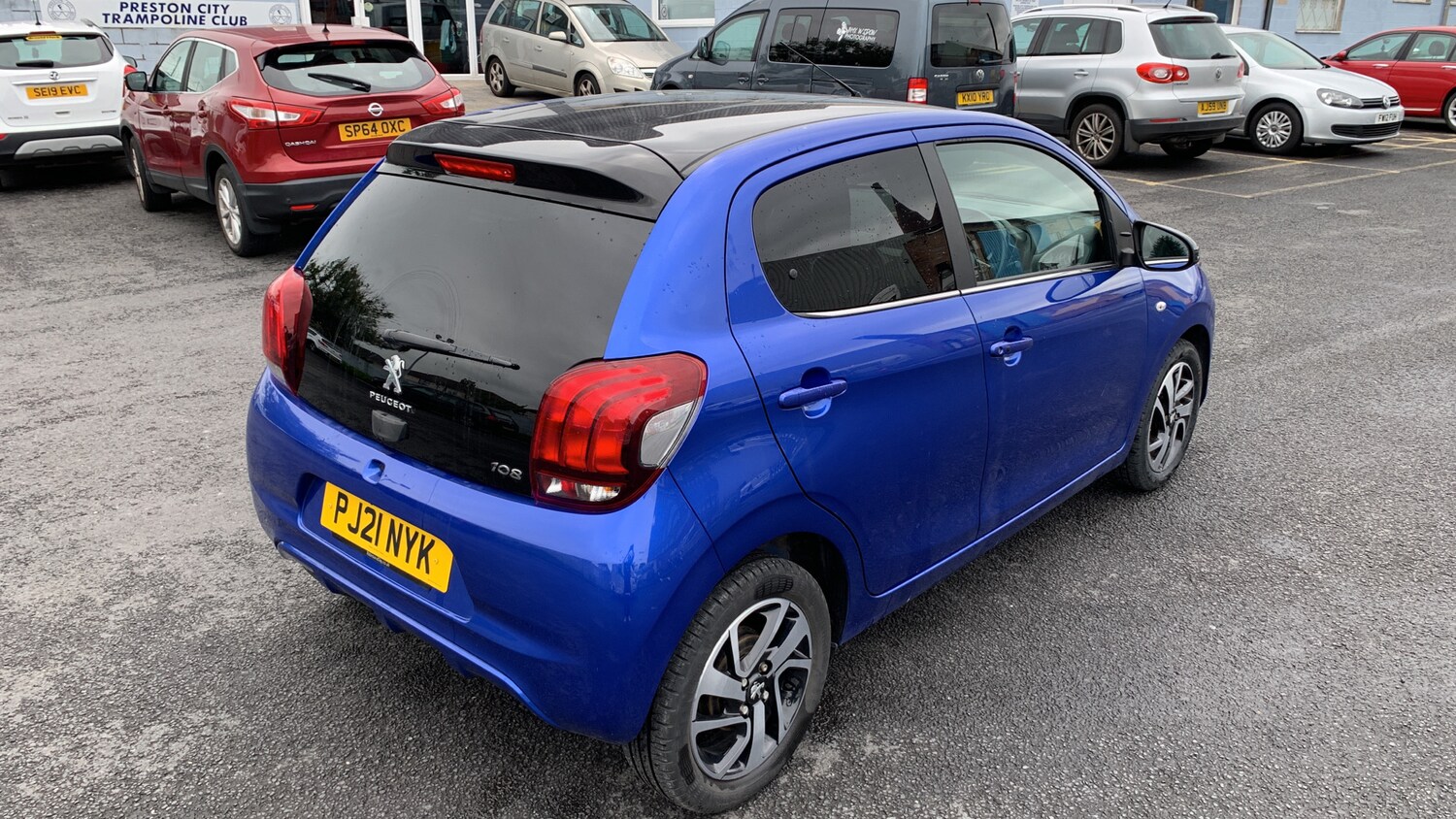 Vehicle 44
