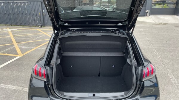 Used Peugeot 208 2021 for sale - 76241052: Photo 19