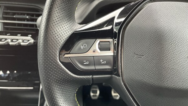 Used Peugeot 208 2021 for sale - 76241052: Photo 23