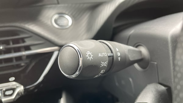 Used Peugeot 208 2021 for sale - 76241052: Photo 27