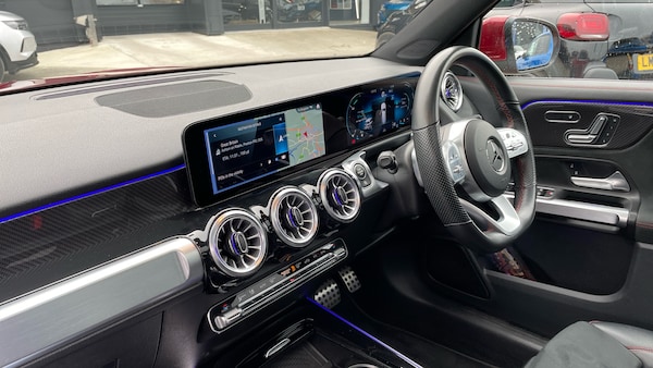 Used Mercedes-Benz GLB 2021 for sale - 76260901: Photo 12