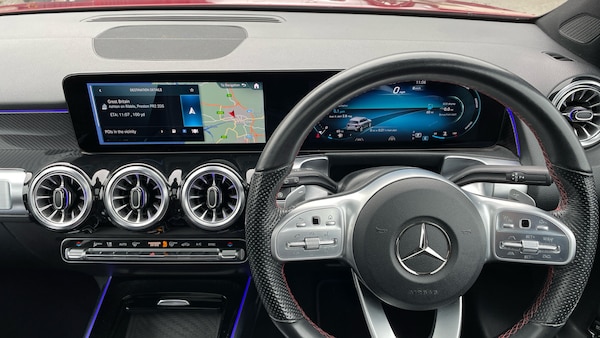 Used Mercedes-Benz GLB 2021 for sale - 76260901: Photo 4