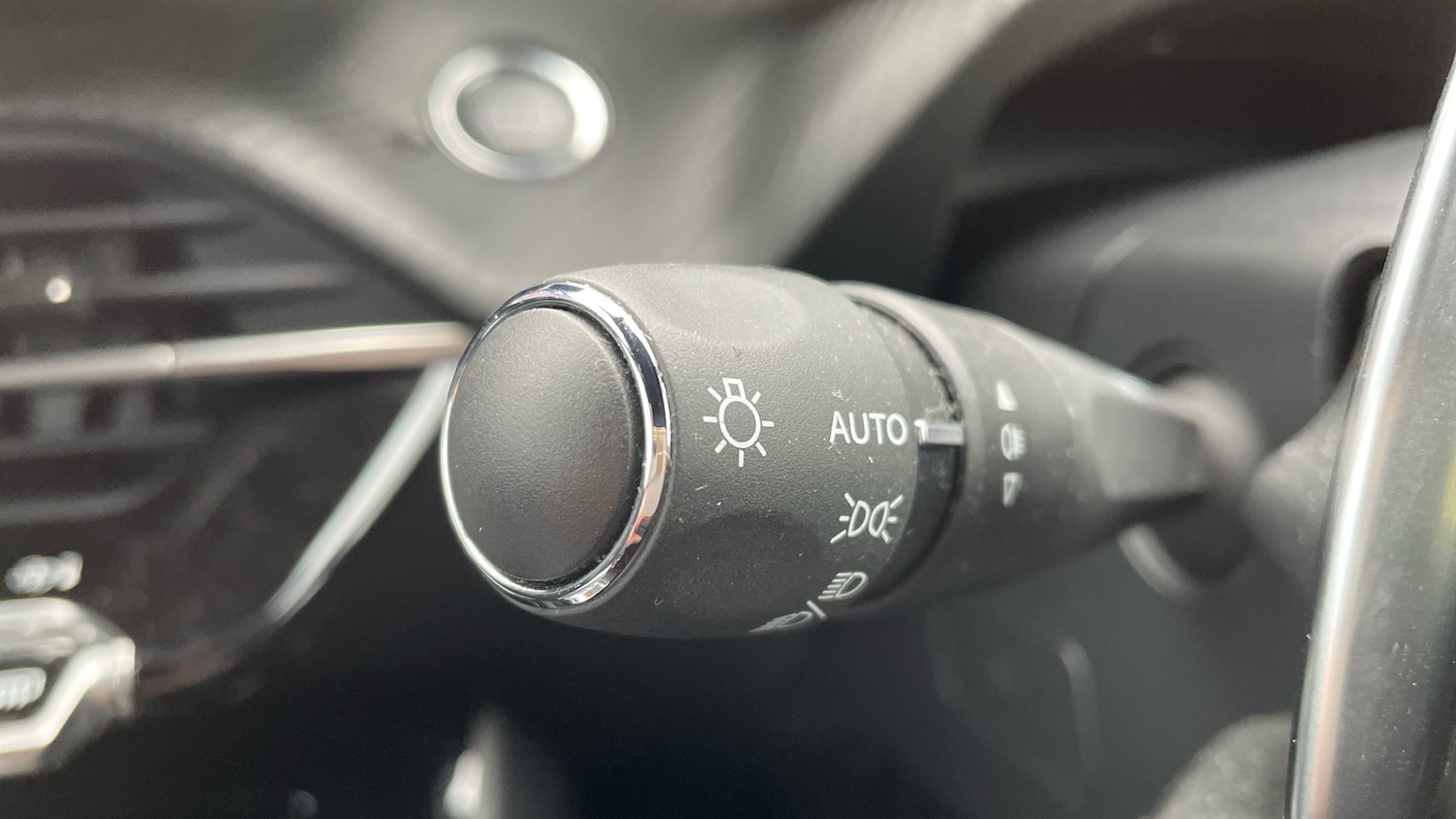 Used Peugeot 2008 2023 for sale - 76825716: Photo 27