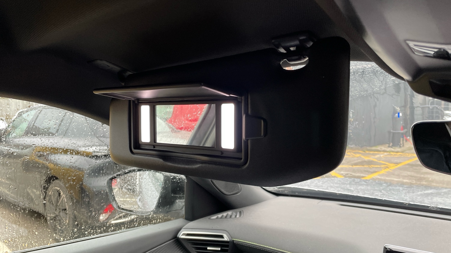 Used Peugeot 2008 2023 for sale - 76825716: Photo 36