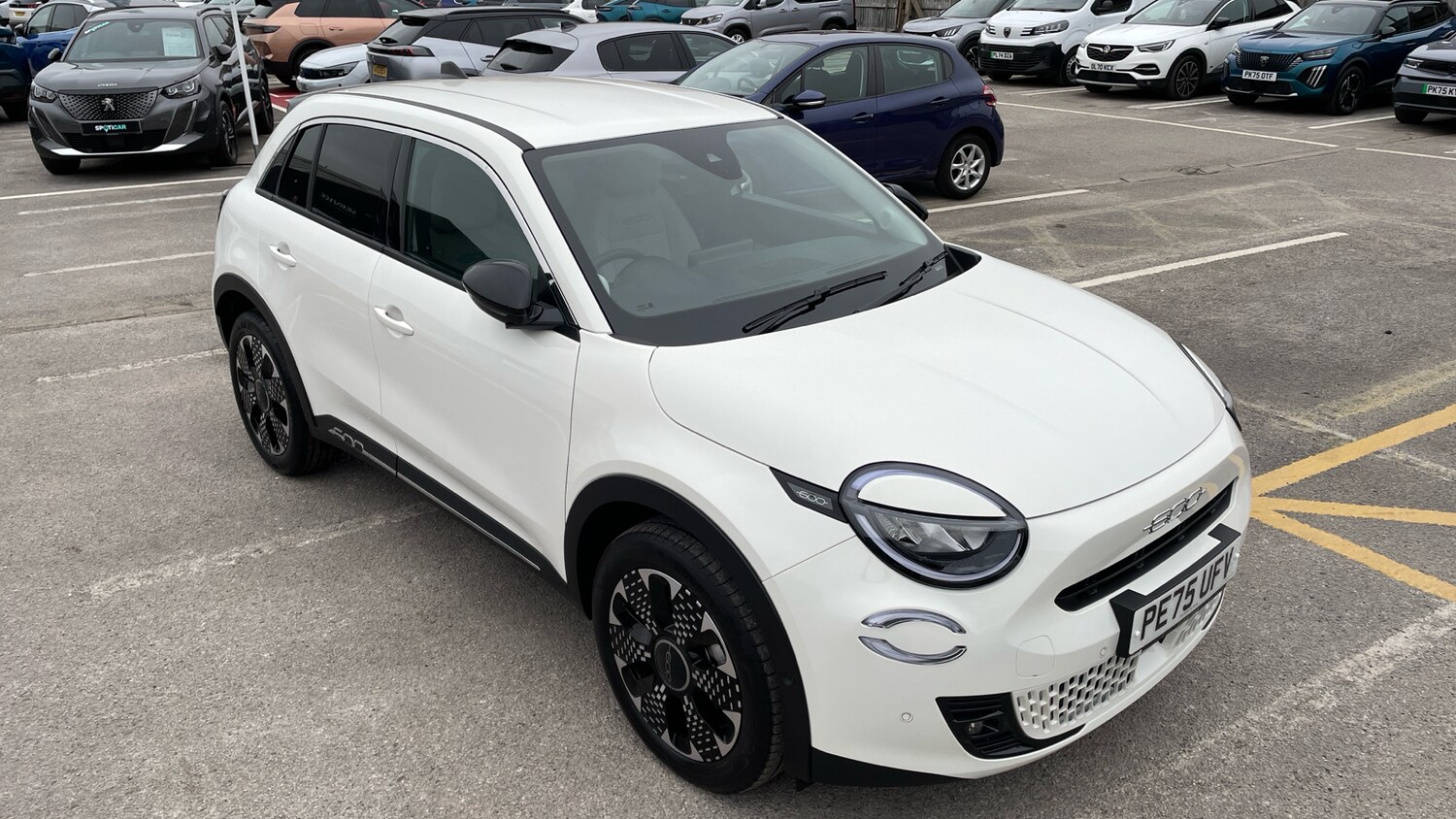 Used Fiat 600 2025 for sale - 76296632: Photo 52