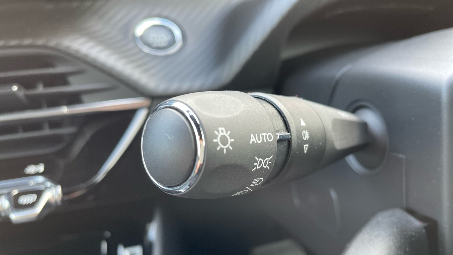 Used Peugeot 2008 2024 for sale - 76574235: Photo 27