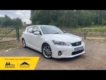(62) - 1.8 200h SE-L Hatchback 5dr Petrol Hybrid CVT Euro 5 (s/s) (136 ps)