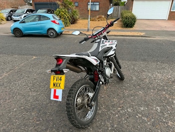Used Yamaha WR125R 2014 for sale - bike-79543871: Photo