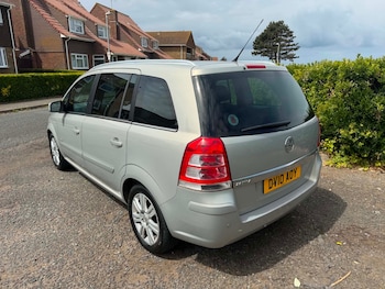 Used Vauxhall Zafira 2010 for sale - 78689116: Photo