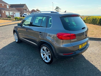 Used Volkswagen Tiguan 2012 for sale - 79473755: Photo