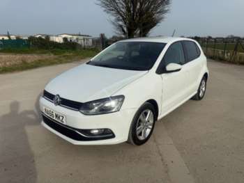 Used Volkswagen Polo 2016 for sale - 74104398: Photo