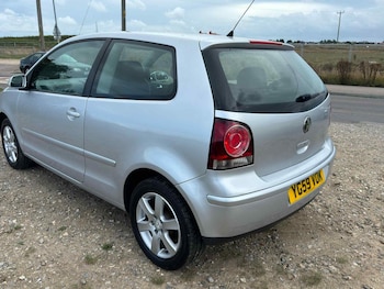 Used Volkswagen Polo 2009 for sale - 75972213: Photo