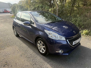 Used Peugeot 208 2012 for sale - 78546053: Photo