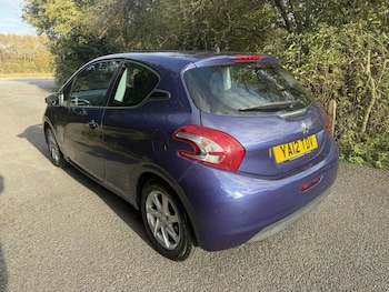 Used Peugeot 208 2012 for sale - 78546053: Photo