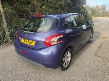 Used Peugeot 208 2012 for sale - 78546053: Photo