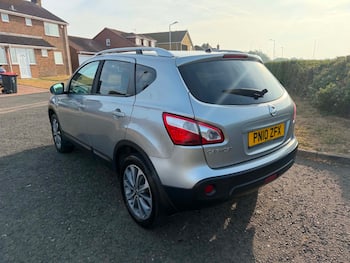 Used Nissan Qashqai 2010 for sale - 79650985: Photo