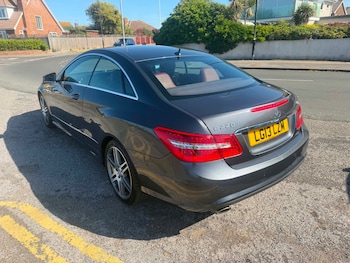 Used Mercedes-Benz E Class 2013 for sale - 78689111: Photo