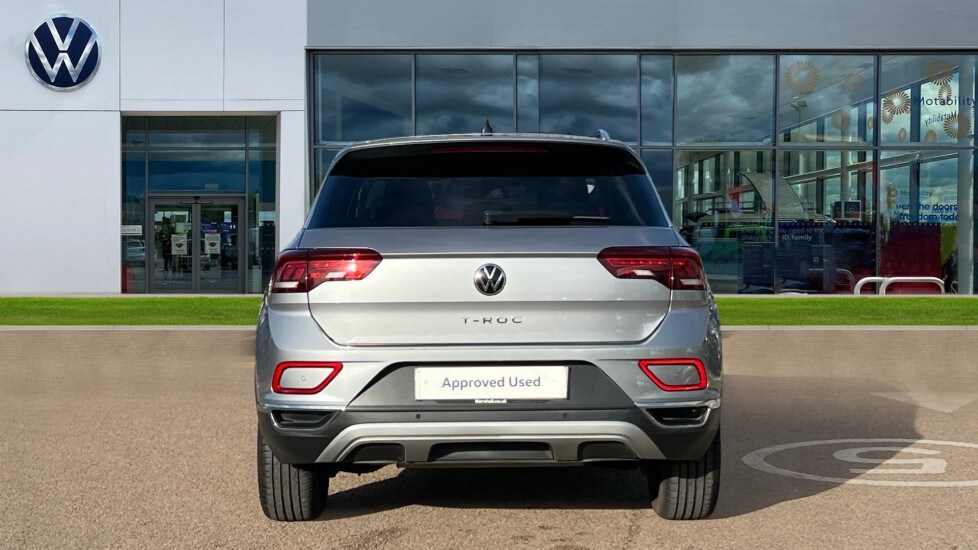 Used Volkswagen T-Roc 2023 for sale - 76788337: Photo 11