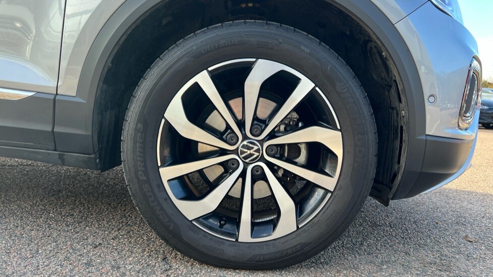 Used Volkswagen T-Roc 2023 for sale - 76788337: Photo 20