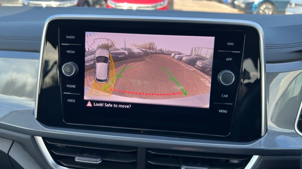 Used Volkswagen T-Roc 2023 for sale - 76788337: Photo 22