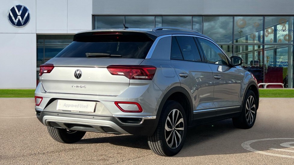 Used Volkswagen T-Roc 2023 for sale - 76788337: Photo 8