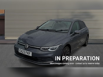 Used Volkswagen Golf 2023 for sale - 76321932: Photo
