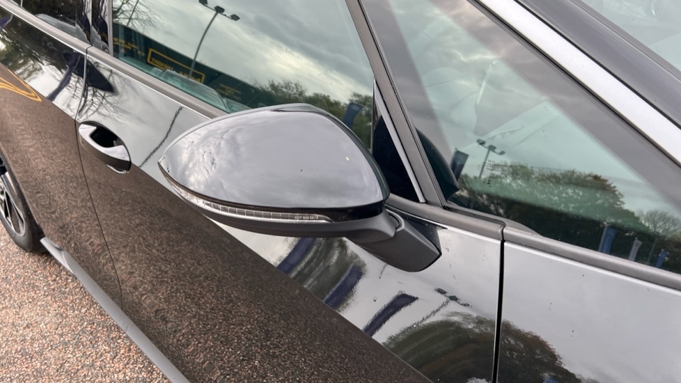 Used Volkswagen ID.3 2025 for sale - 77042944: Photo 42