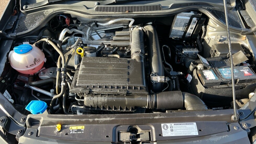 Used Volkswagen Polo 2017 for sale - 76593737: Photo 17