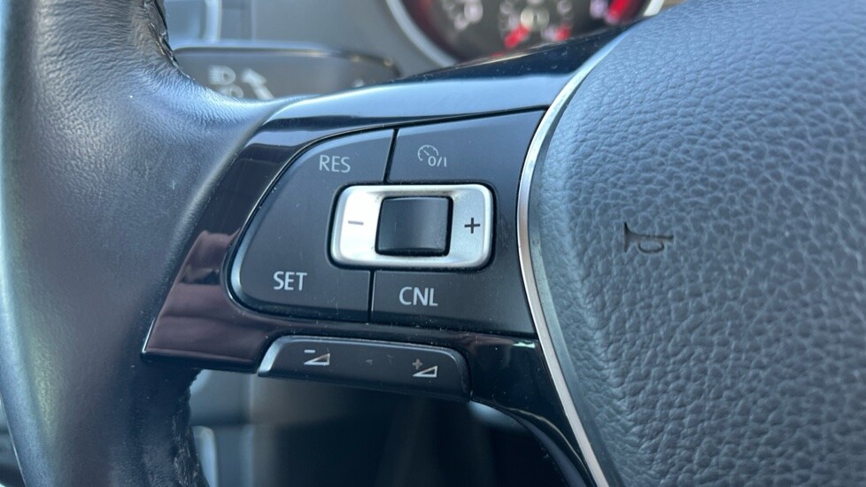 Used Volkswagen Polo 2017 for sale - 76593737: Photo 31