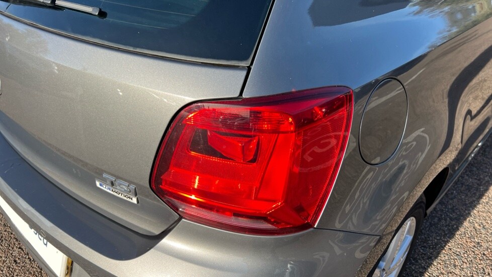 Used Volkswagen Polo 2017 for sale - 76593737: Photo 43