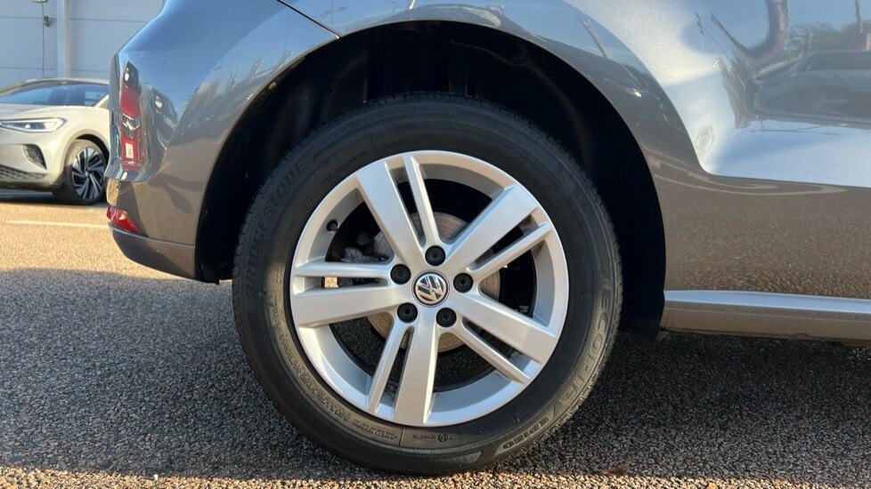 Used Volkswagen Polo 2017 for sale - 76593737: Photo 5