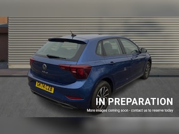 Used Volkswagen Polo 2024 for sale - 76933089: Photo