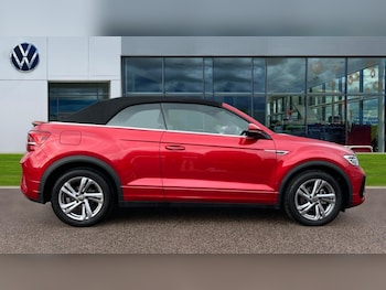 Used Volkswagen T-Roc 2024 for sale - 76475194: Photo