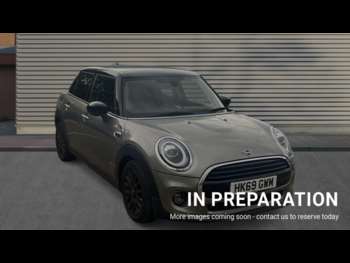 Used MINI Hatch 2019 for sale - 75382929: Photo