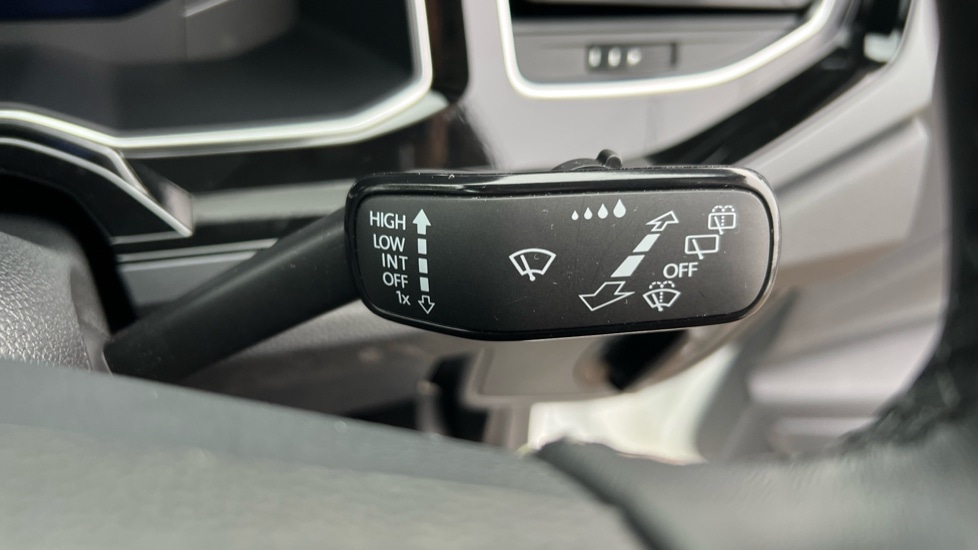 Used Volkswagen Taigo 2025 for sale - 76868277: Photo 32