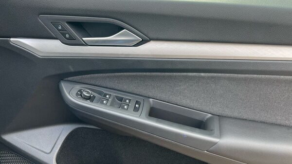 Used Volkswagen Golf 2024 for sale - 75796914: Photo 37