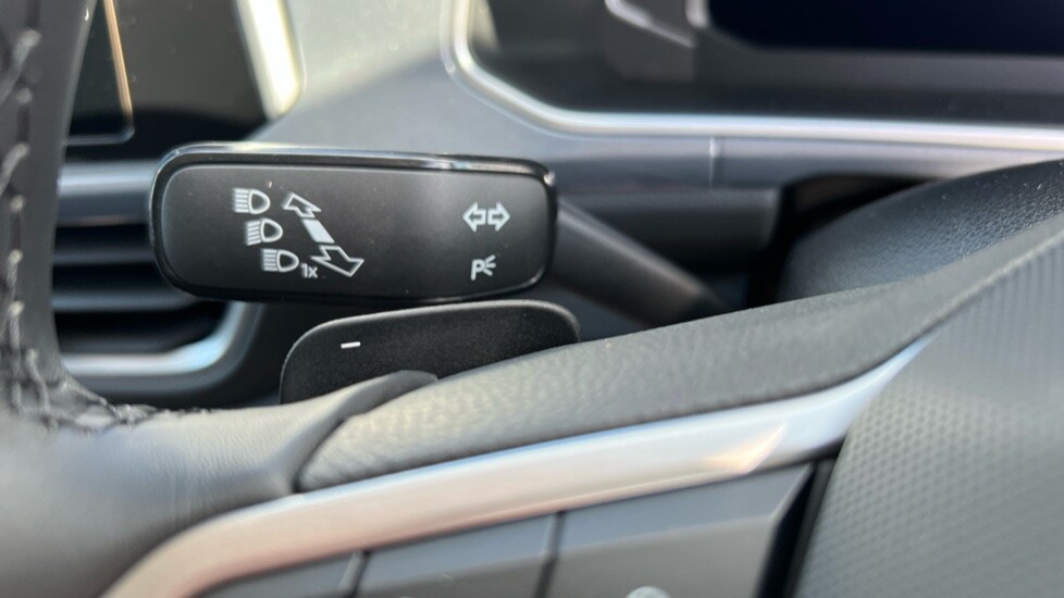 Used Volkswagen T-Roc 2025 for sale - 76870271: Photo 33