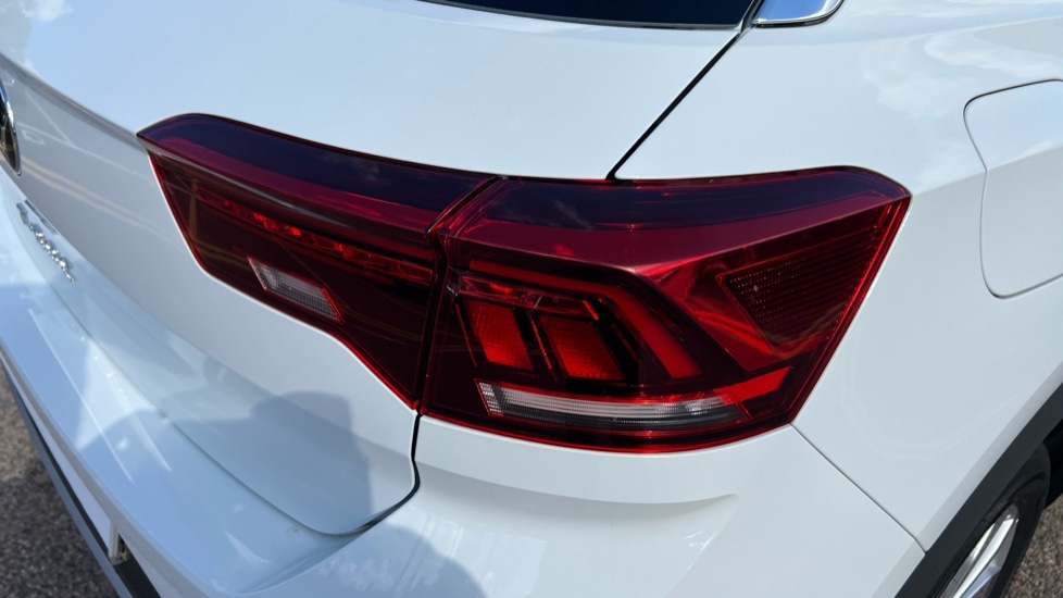 Used Volkswagen T-Roc 2025 for sale - 76870271: Photo 41