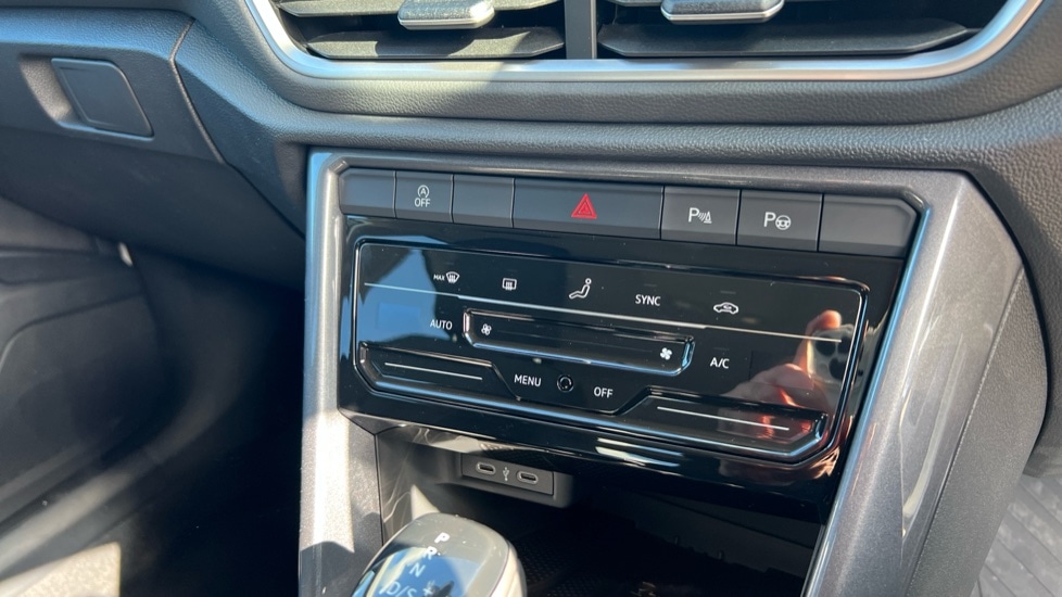 Used Volkswagen T-Roc 2025 for sale - 76870271: Photo 47