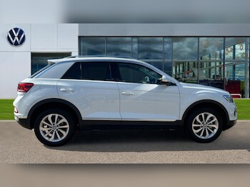 Used Volkswagen T-Roc 2025 for sale - 76870271: Photo
